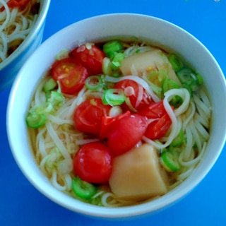 ミニトマトとおふの健康うどん